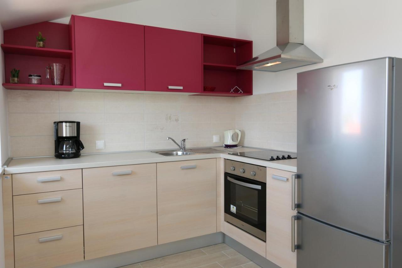 Apartments Sucic Iva I Tea Soline  Extérieur photo