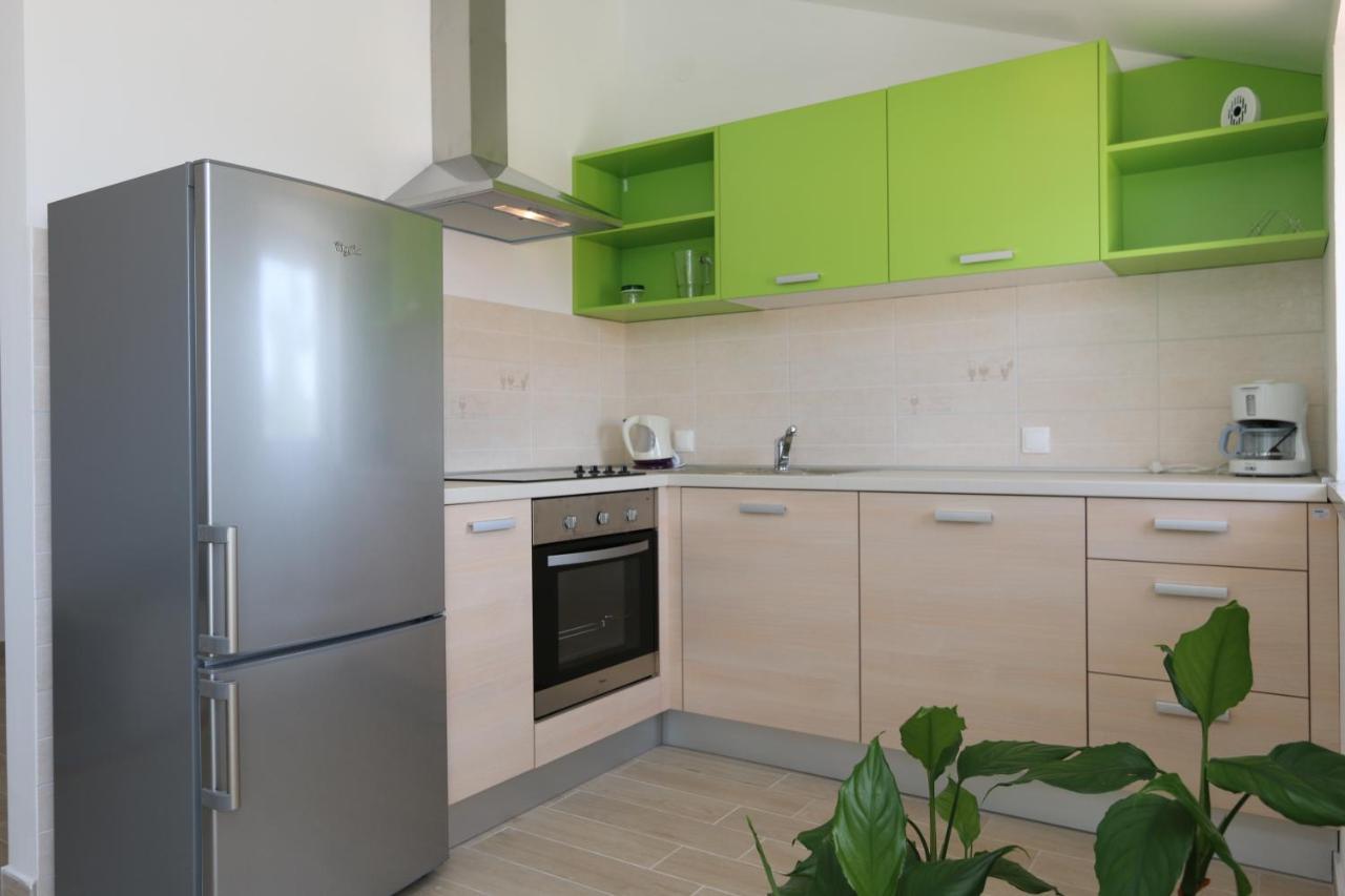 Apartments Sucic Iva I Tea Soline  Extérieur photo
